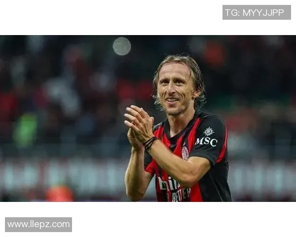 退役足球明星中谁的颜值最高最具魅力引发球迷热议